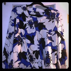 The Limited. blouse. Small. Print white/blue/Black